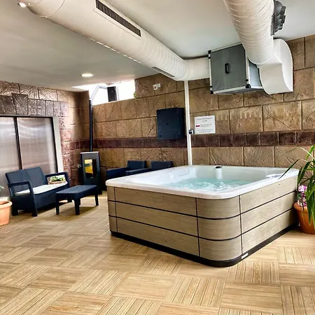 Casco Historico De - Alojateisla